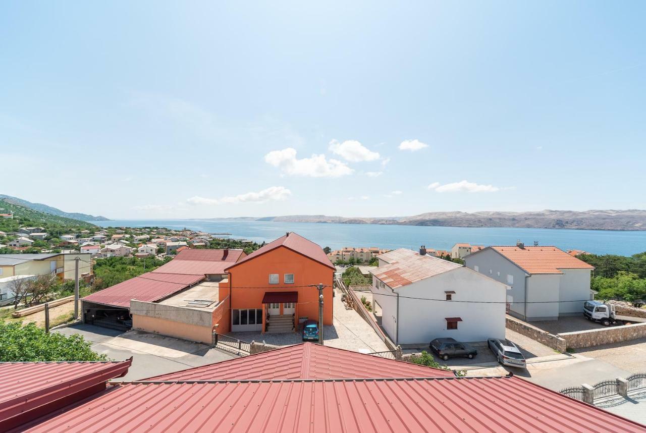 Apartmenthaus Hana Karlobag Exterior photo